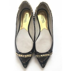 Micheal Kors Haya Embossed Zipper Flat size 7M